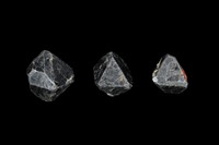 藏品(磁鐵礦)的圖片